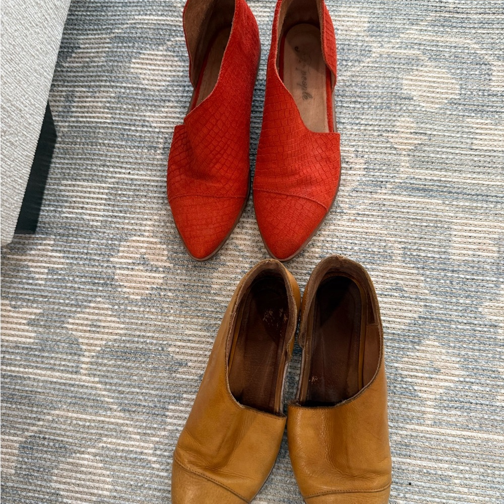 Free People Two-Tone Brown & Red Leather Slip-On Flats - Picture 7 of 7
